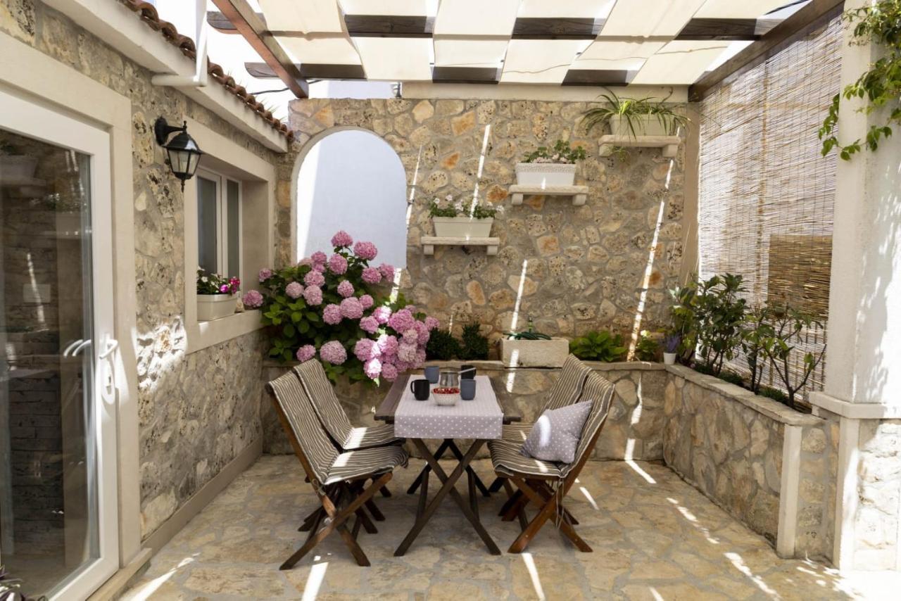 Apartamento M&T Supetar Exterior foto